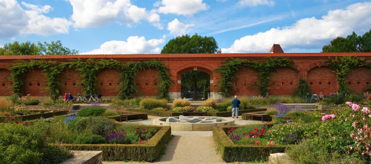 Klenzepark an der Donau in Ingolstadt – grüne Parkanlage